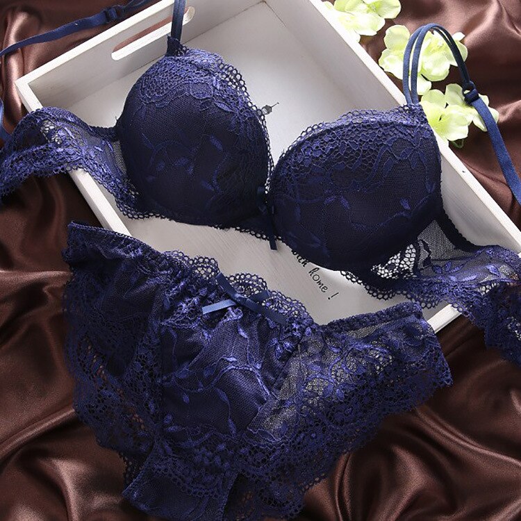 European Lace Bra Set