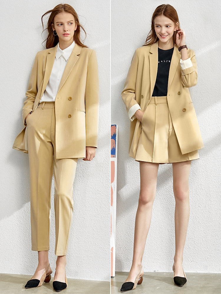 Amii Minimalist Suit Set