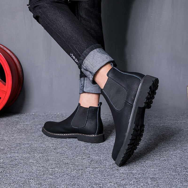 Elegant Chelsea Boots