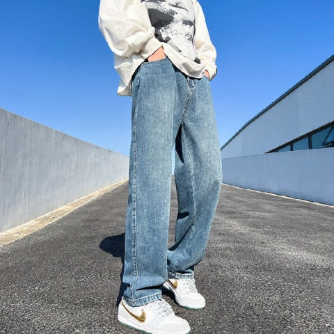 Loose Straight Jeans