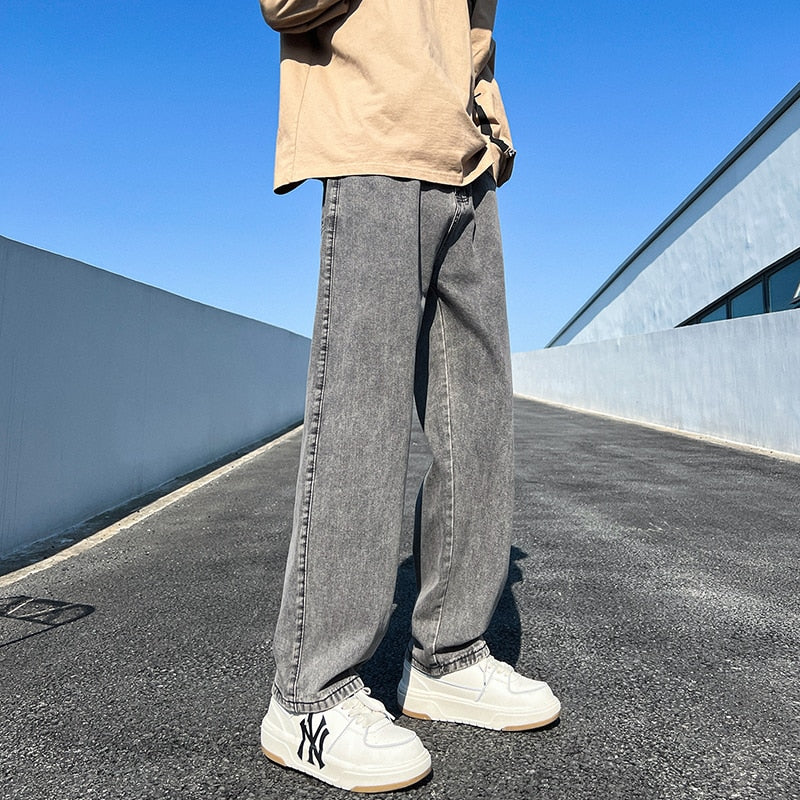 Loose Straight Jeans