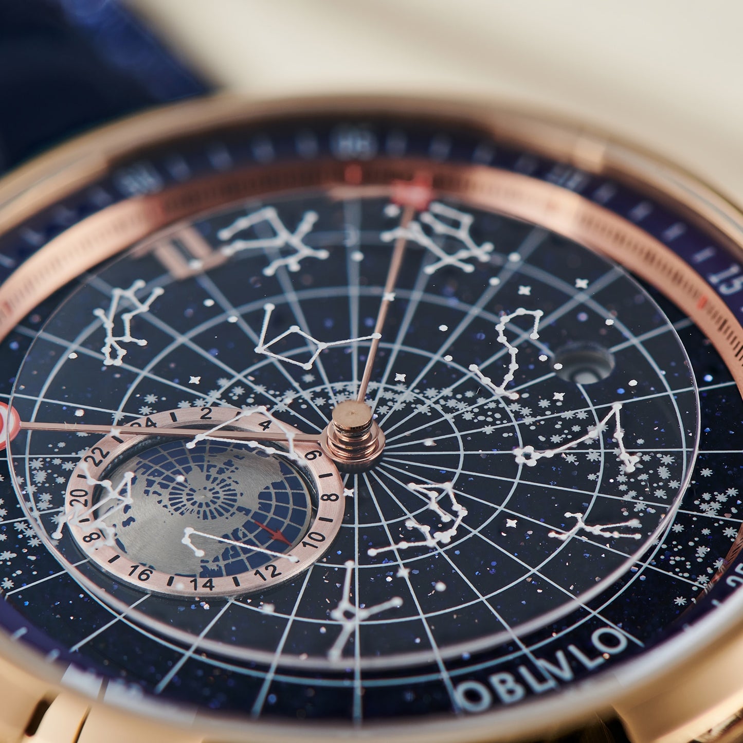 OBLVLO Luminous Earth Watch