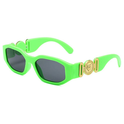 YPANLKAR Retro Sunglasses