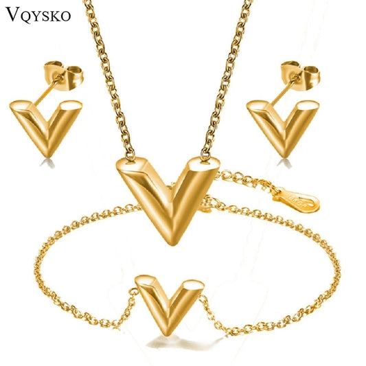 V Letter Pendant Necklace